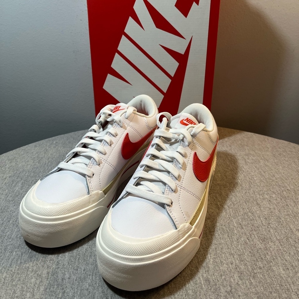 Nike Court Legacy Lift White Gold Red Causal Women Shoe Size 8.5 DM7590-110​​